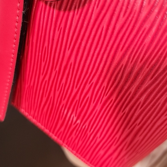 Authentic Louis Vuitton Crossbody Bag Arche Red Epi - Picture 15 of 15